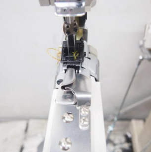 유니콘DT6-H892/3-D 와끼체인재봉기