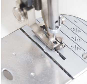 썬스타KM-640BL 상하송재봉기