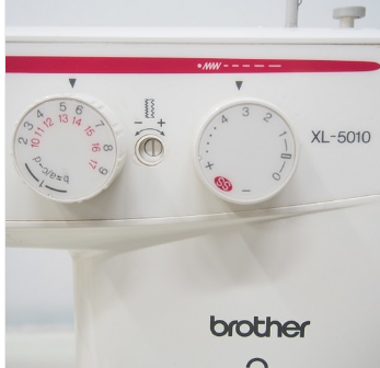 부라더XL-5010 재봉기